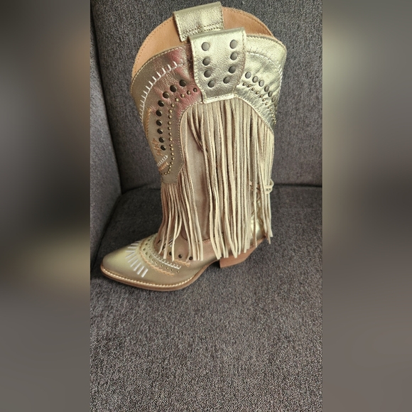 NEW Dingo Metallic Gold Fringe Heeled Cowboy Boots - Picture 4 of 9